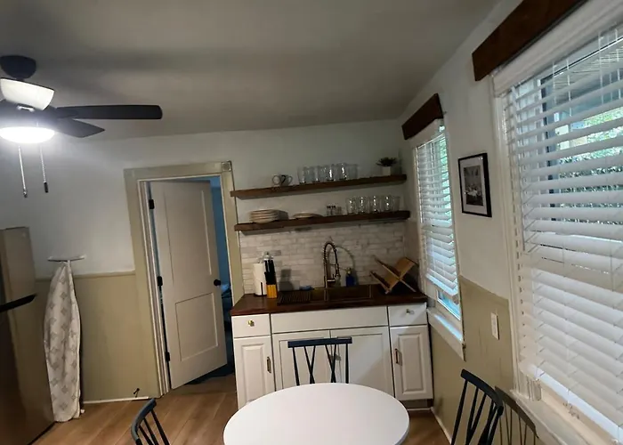 Heart Of Downtown Near Pnc Park! Apartment *