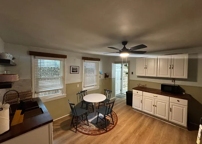 Heart Of Downtown Near Pnc Park! Apartment *